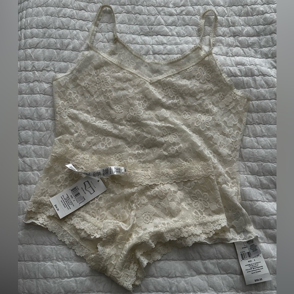 Hanky Panky Daily Lace Set - Strappy Cami and Boyshort NWT - Picture 3 of 5